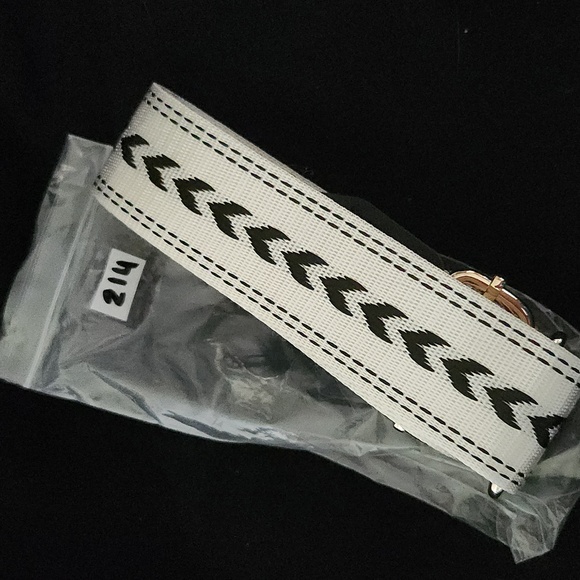 V-POWER guitar straps for crossbody use 1½ inches wide - Picture 11 of 14